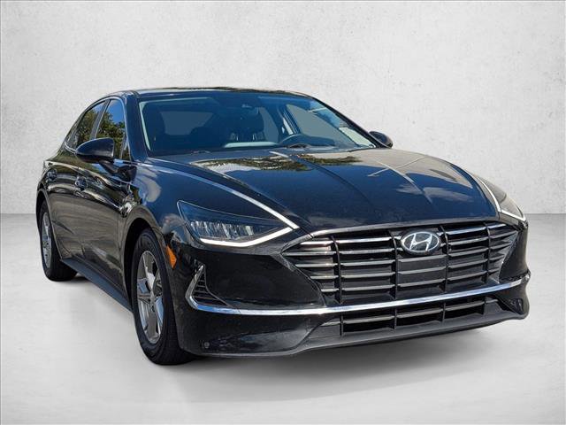 Used 2022 Hyundai Sonata SE w/ Preferred Accessory Package image 3