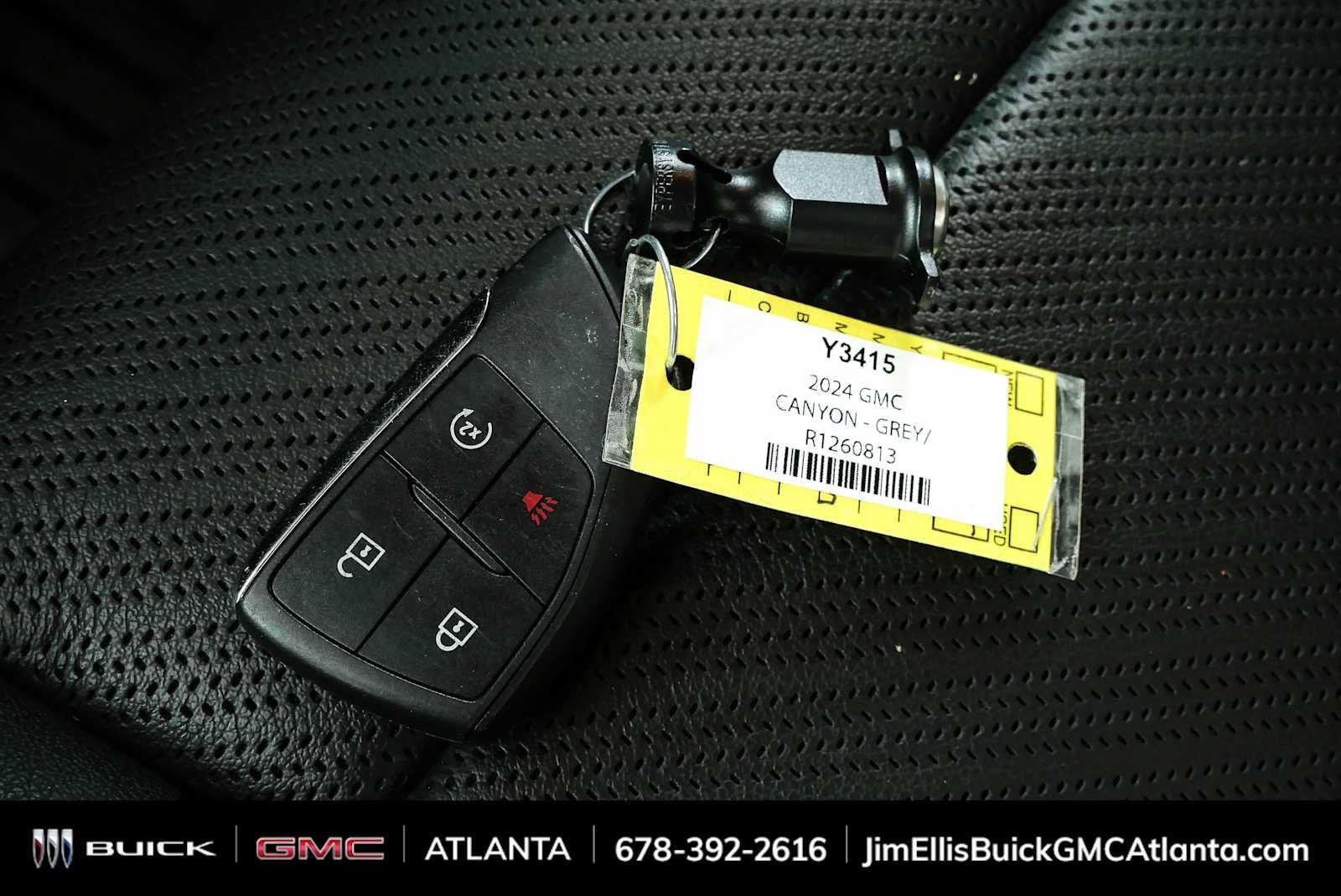 Used 2024 GMC Canyon AT4X AWD/4WD image 38