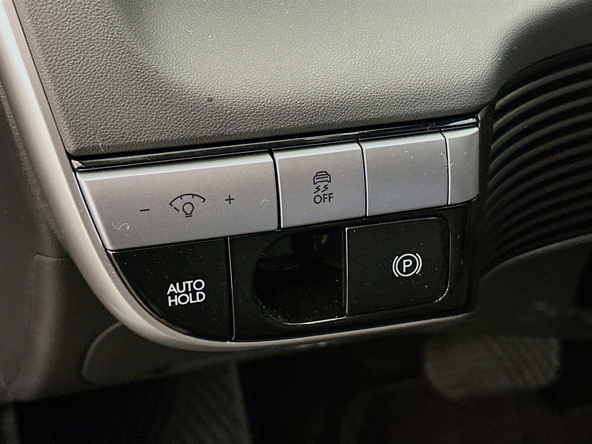 Used 2024 Hyundai Ioniq 5 SE image 17