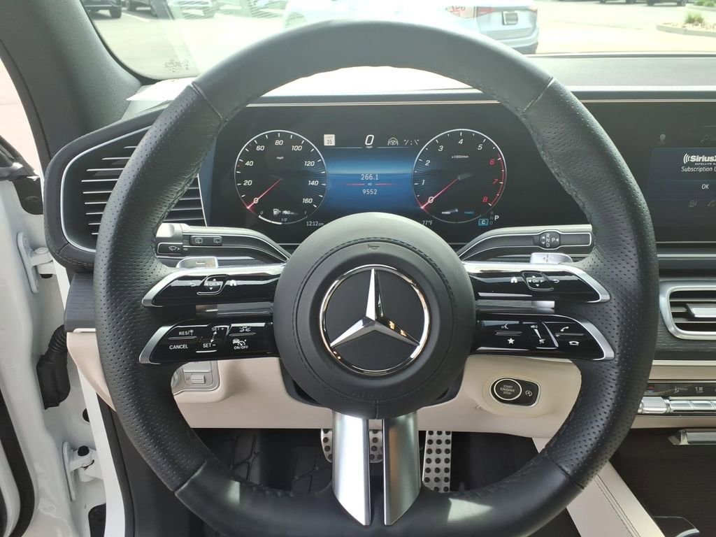 Used 2025 Mercedes-Benz GLS 450 4MATIC image 20