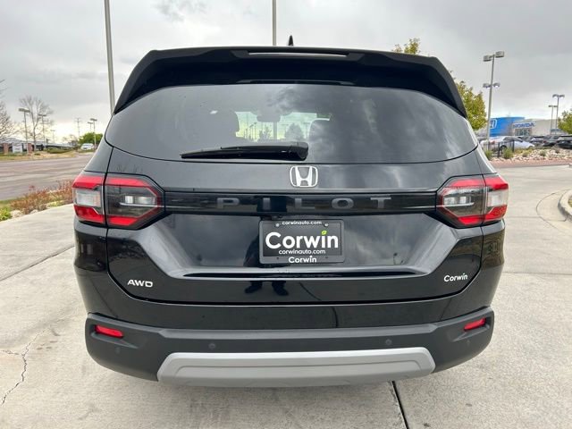 Used 2025 Honda Pilot EX-L image 9