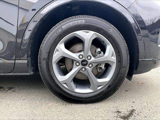 Used 2023 Ford Escape ST-Line image 9