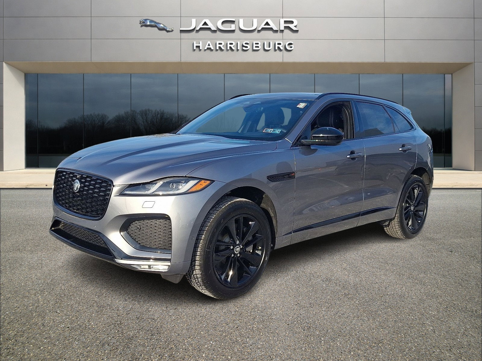 New 2026 Jaguar F-PACE R-Dynamic S image 1