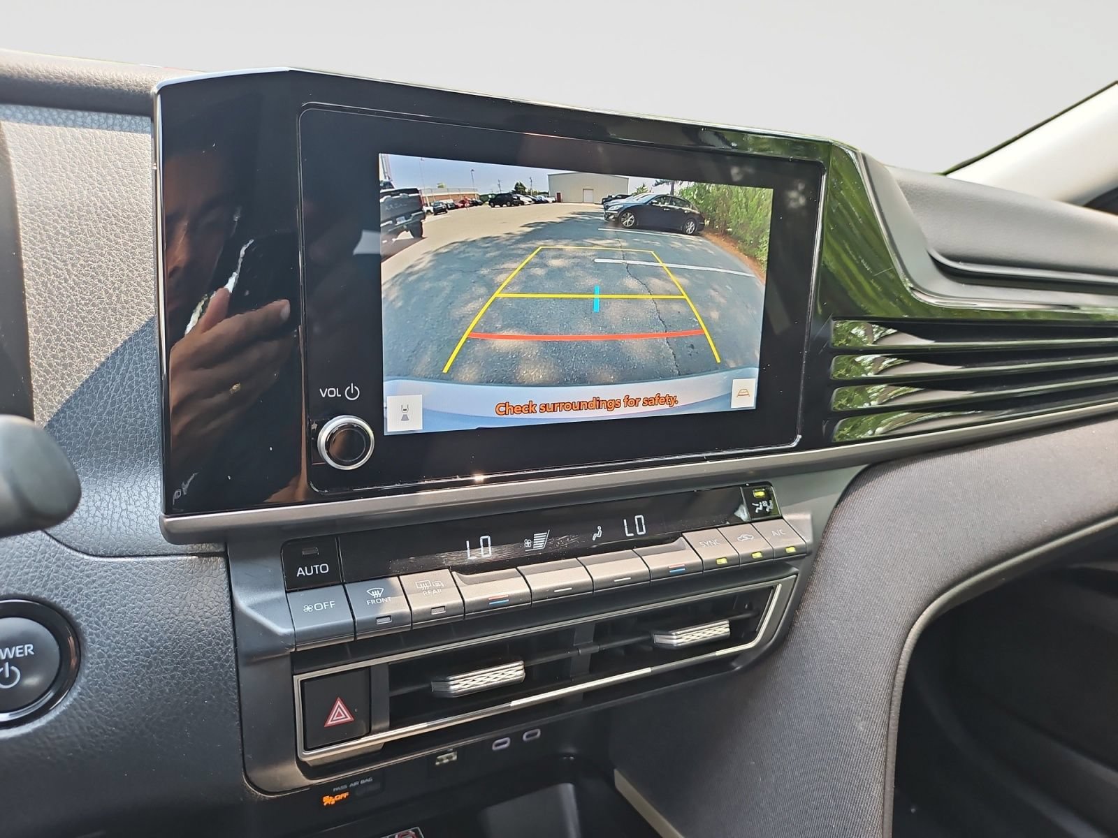 Used 2025 Toyota Camry LE FWD image 28