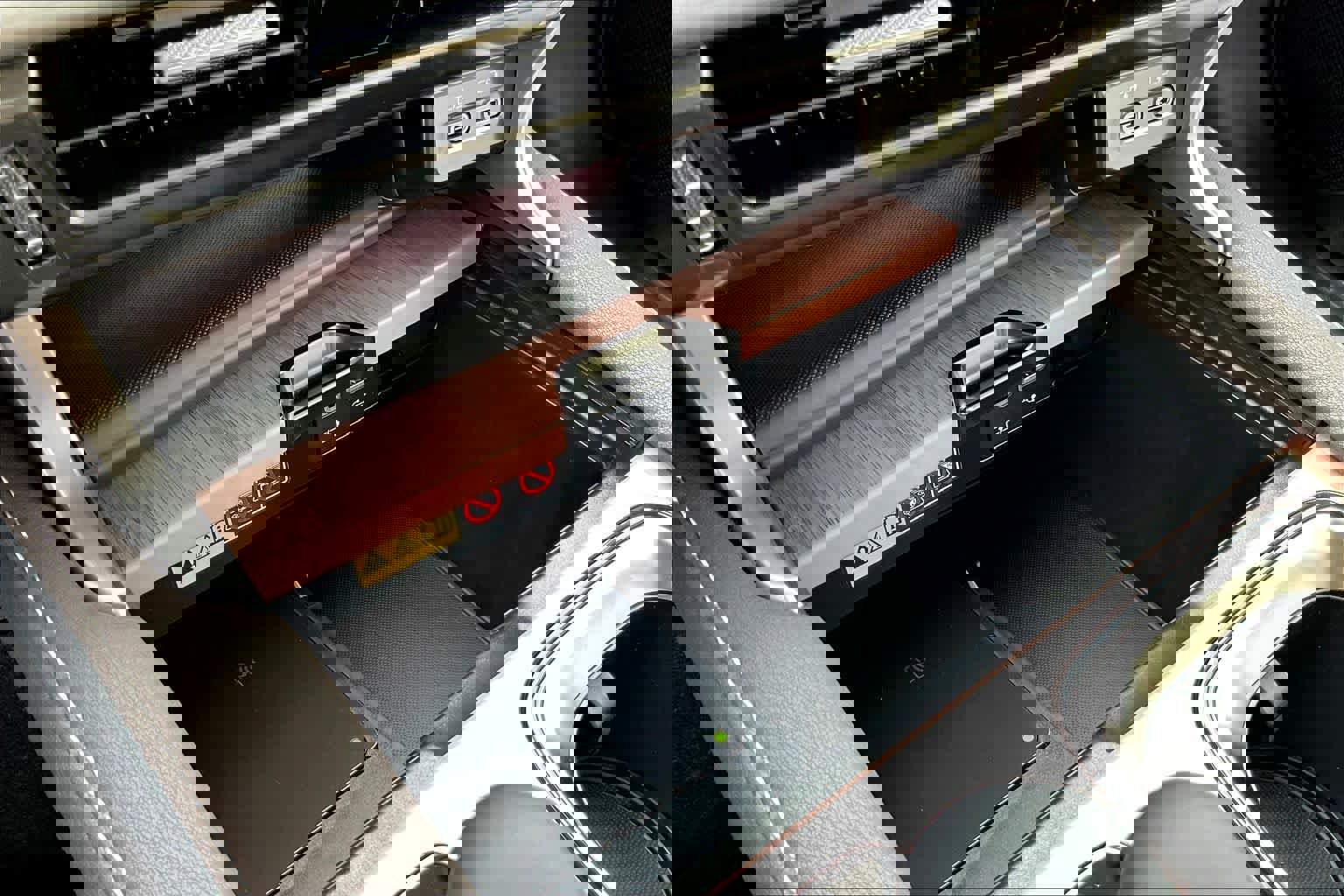 New 2026 Lexus RX 450h AWD image 15