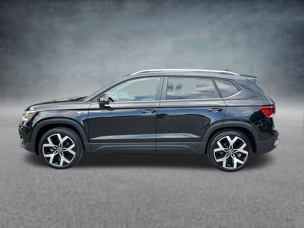 Certified 2023 Volkswagen Taos SEL AWD/4WD image 8
