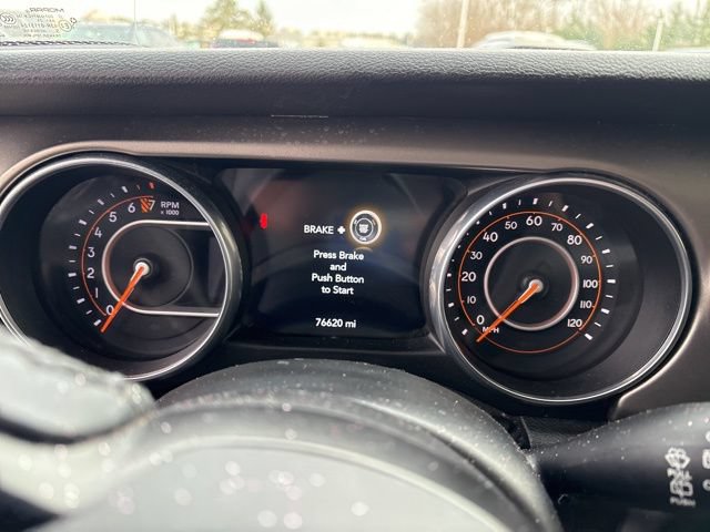 Used 2018 Jeep Wrangler Sport AWD/4WD image 9