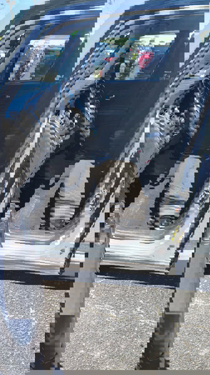 Used 2018 Jeep Renegade Altitude w/ Popular Equipment Group FWD image 14