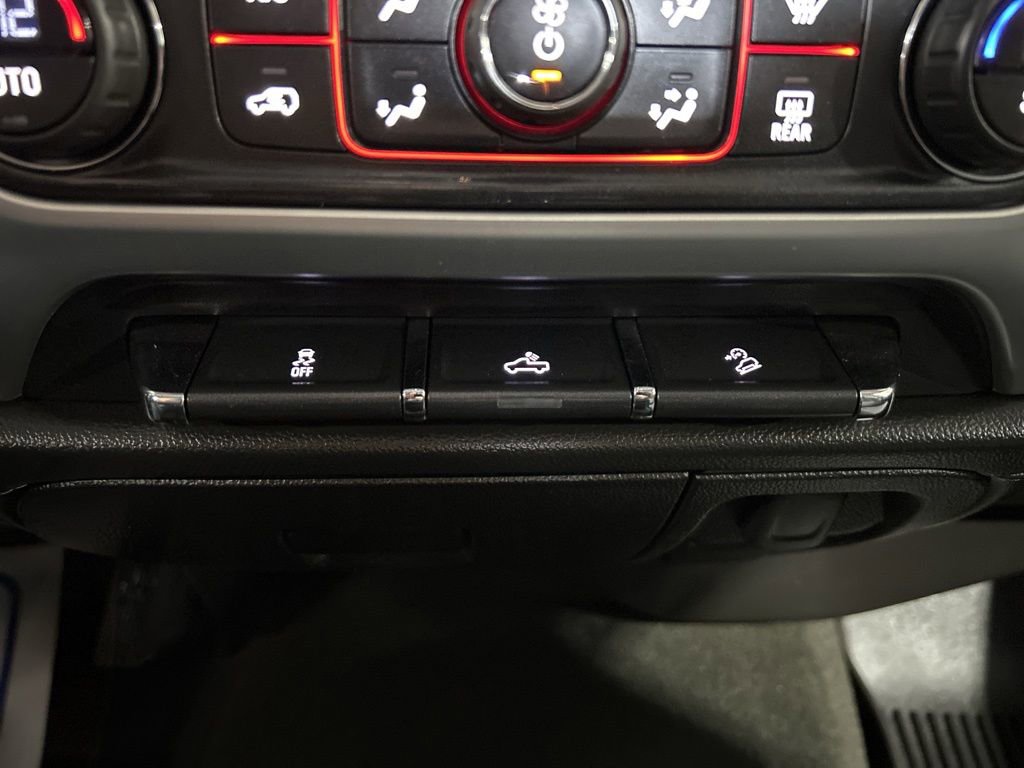 Used 2015 GMC Sierra 2500 SLE AWD/4WD image 33