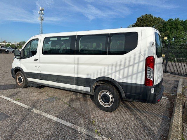 Used 2021 Ford Transit 350 XL RWD image 4