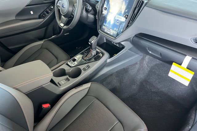 Used 2025 Subaru Crosstrek 2.5i Limited w/ Crosstrek Mirror Package image 14