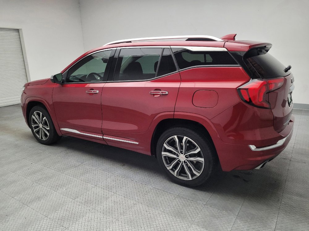 Used 2020 GMC Terrain Denali w/ Denali Premium Package AWD/4WD image 3