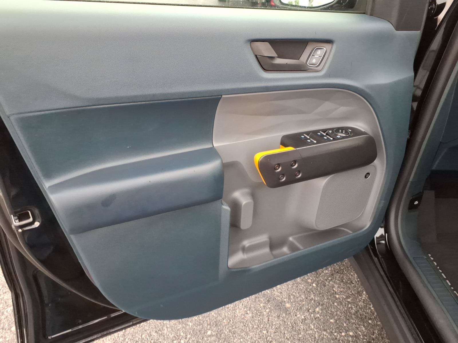 Used 2025 Ford Maverick Tremor AWD/4WD image 11