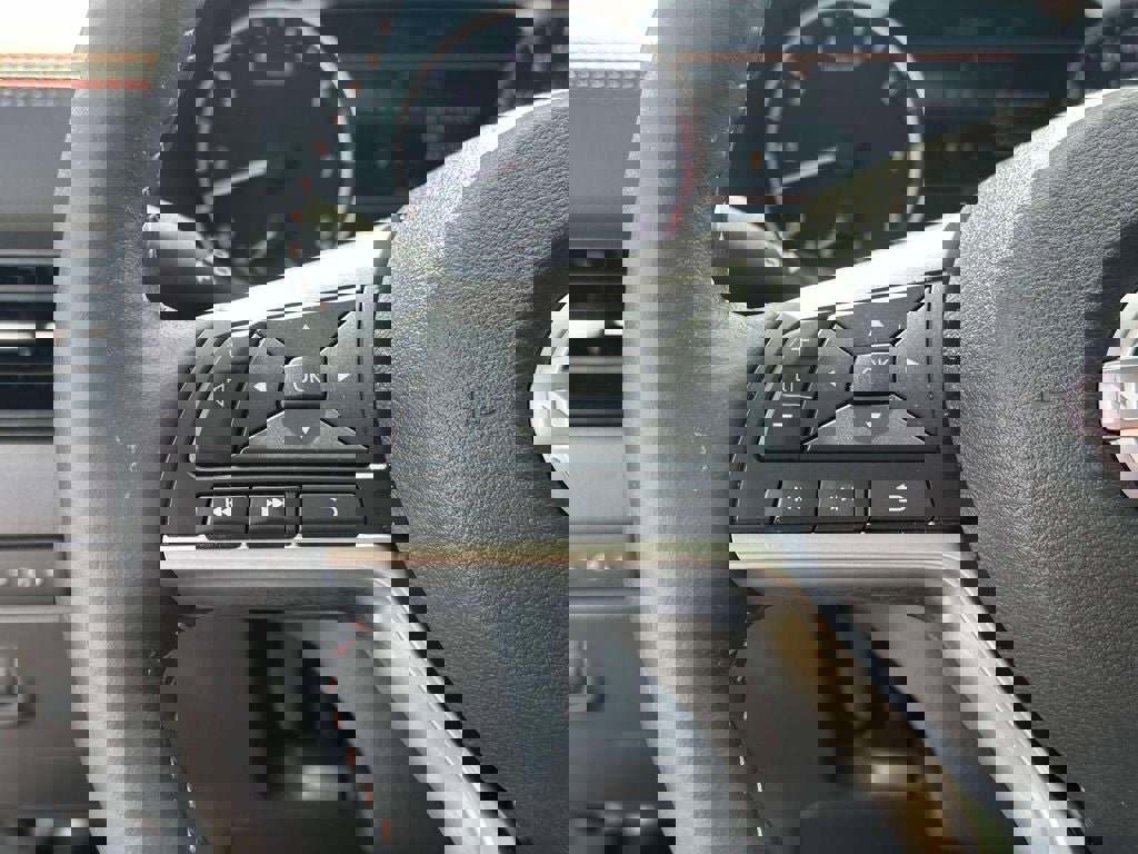 Used 2024 Nissan Sentra SR w/ SR Premium Package image 22