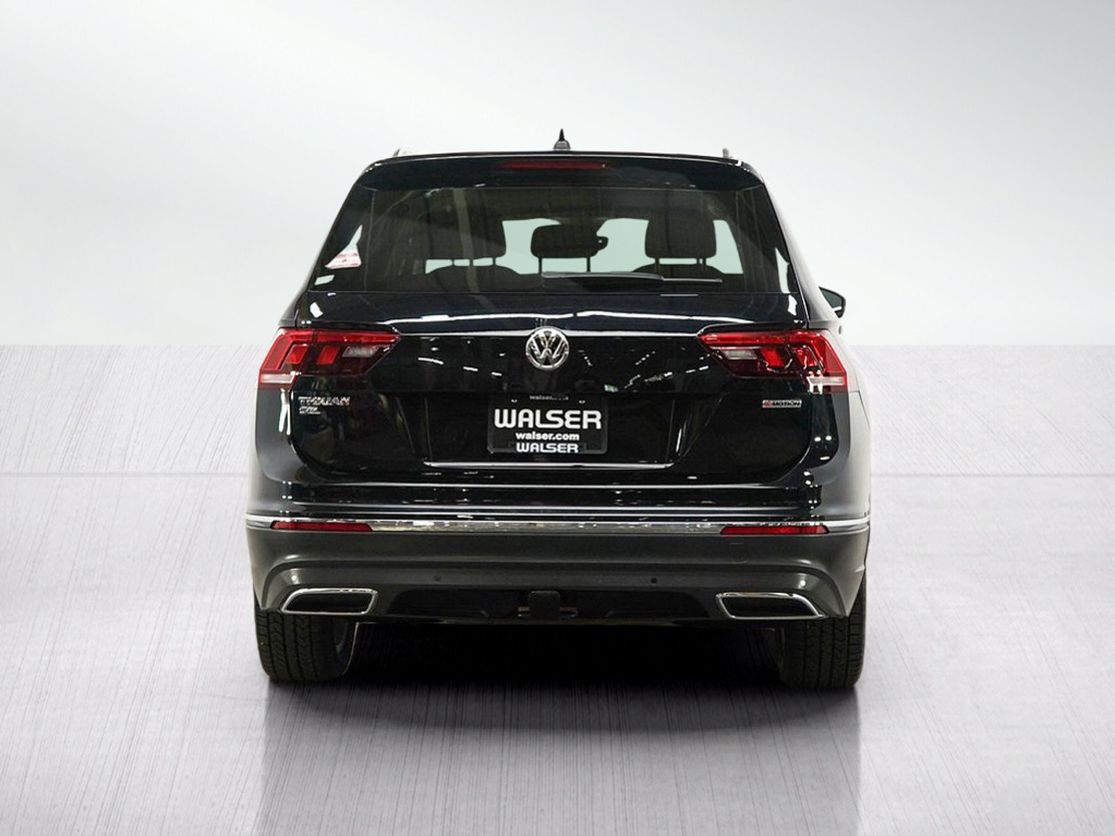 Used 2021 Volkswagen Tiguan SEL w/ 2-Row Tiguan MDO Package AWD/4WD image 4