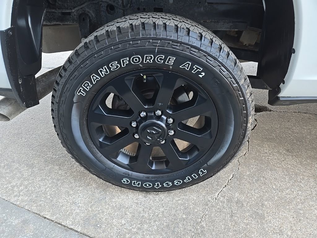 Used 2024 RAM 2500 Big Horn AWD/4WD image 32