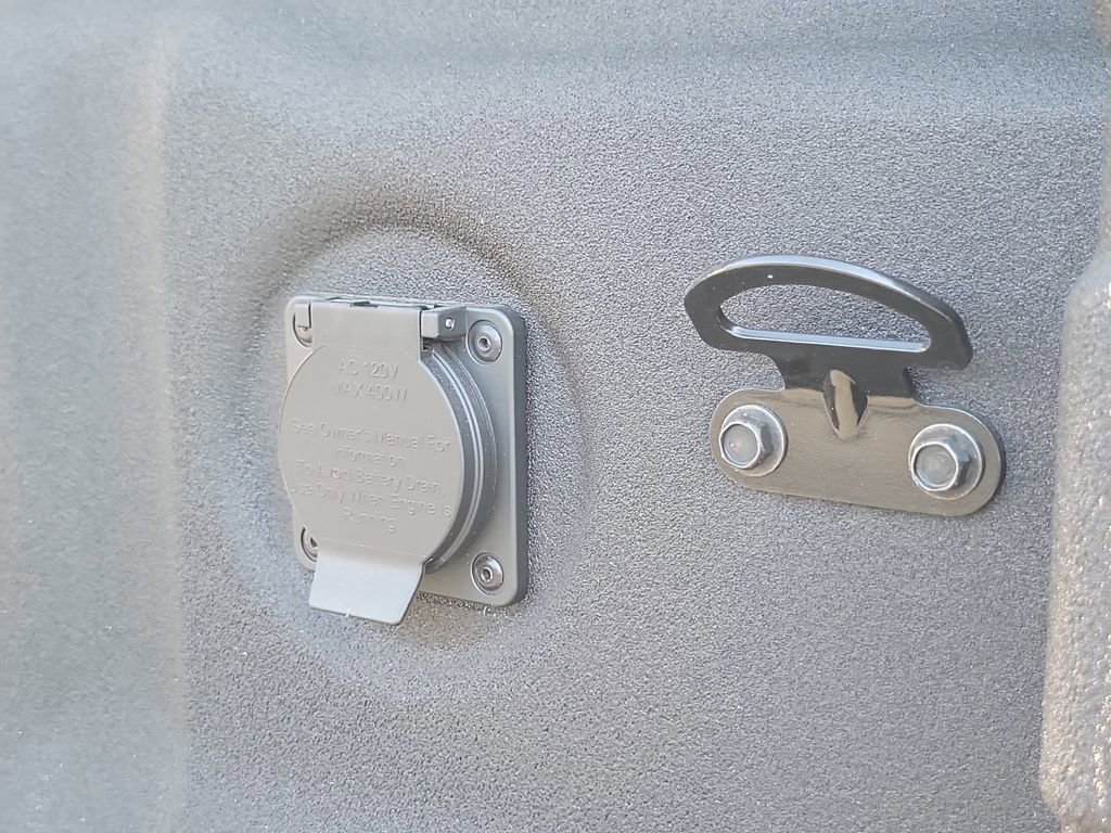 New 2026 Nissan Frontier SV w/ SV Convenience Package RWD image 4