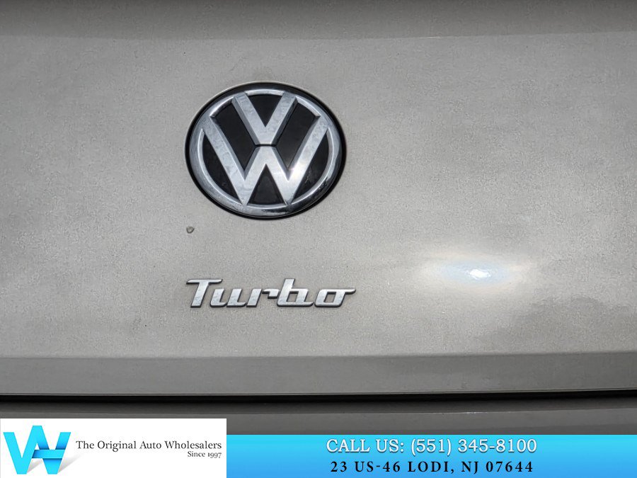 Used 2016 Volkswagen Beetle 1.8T SE FWD image 14