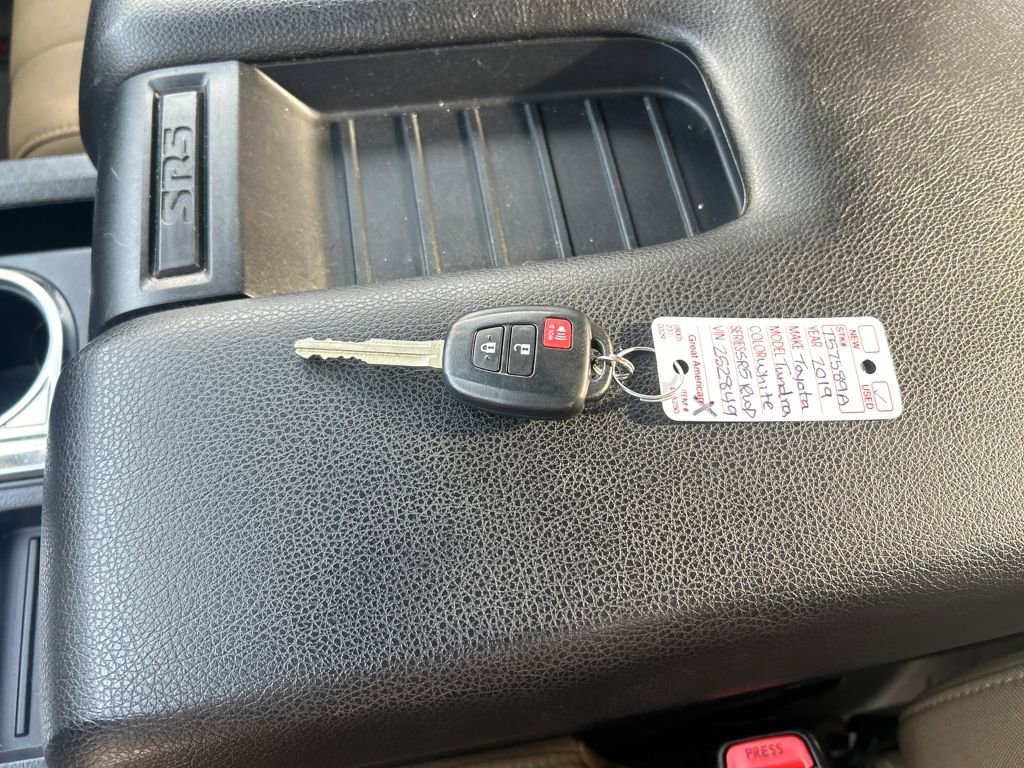 Used 2019 Toyota Tundra SR5 image 28