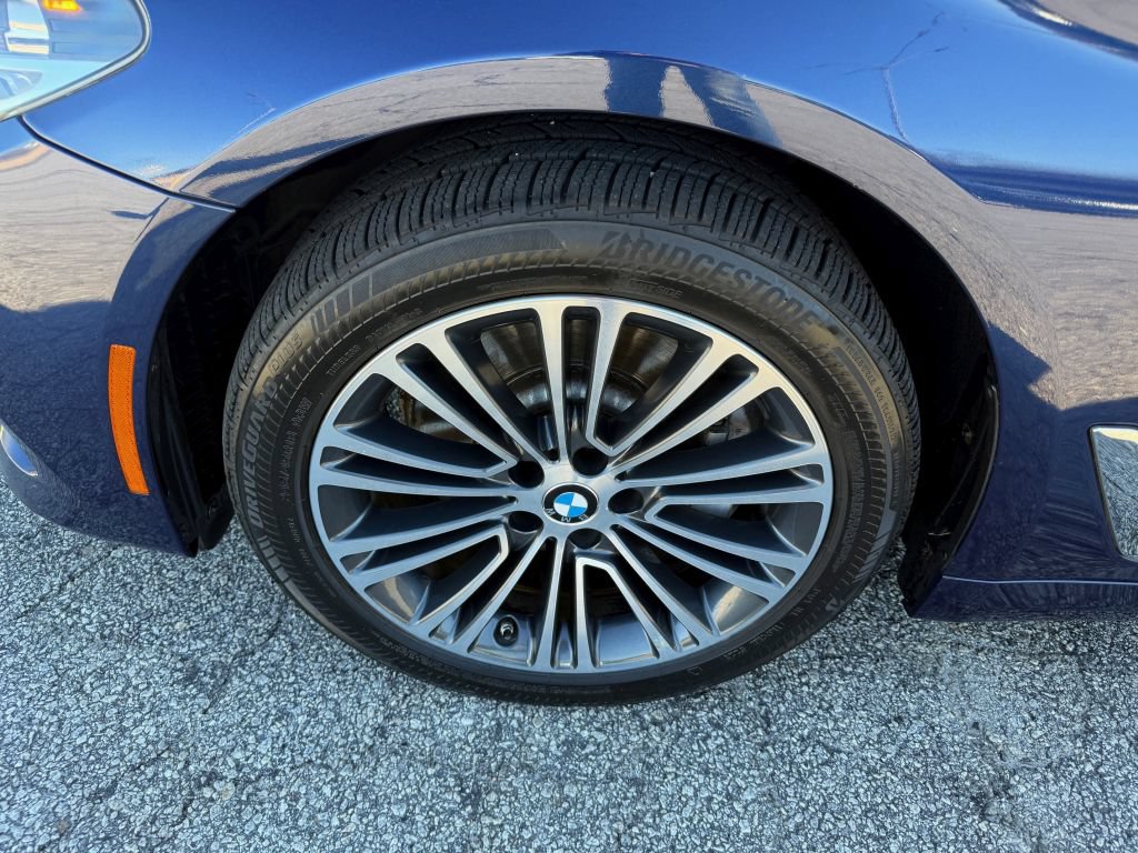 Used 2019 BMW 540i xDrive w/ Convenience Package AWD/4WD image 13