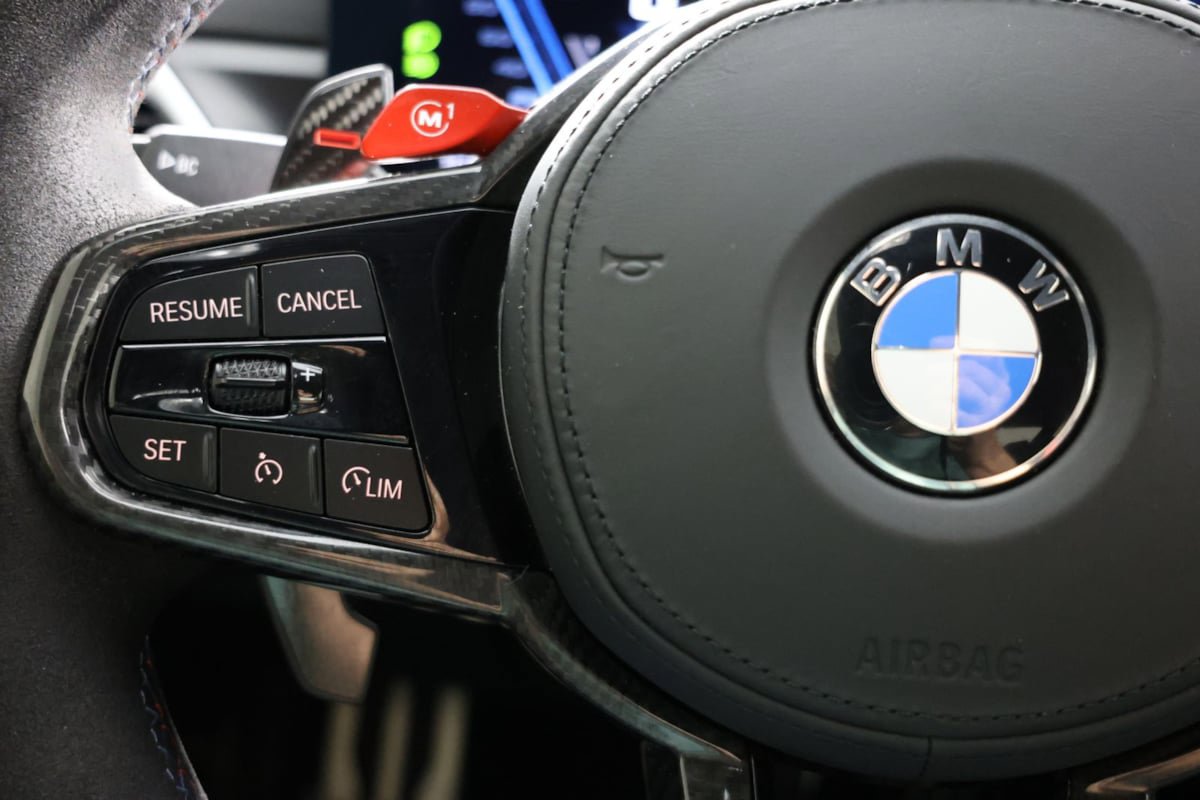 Used 2025 BMW M4 CS AWD/4WD image 27