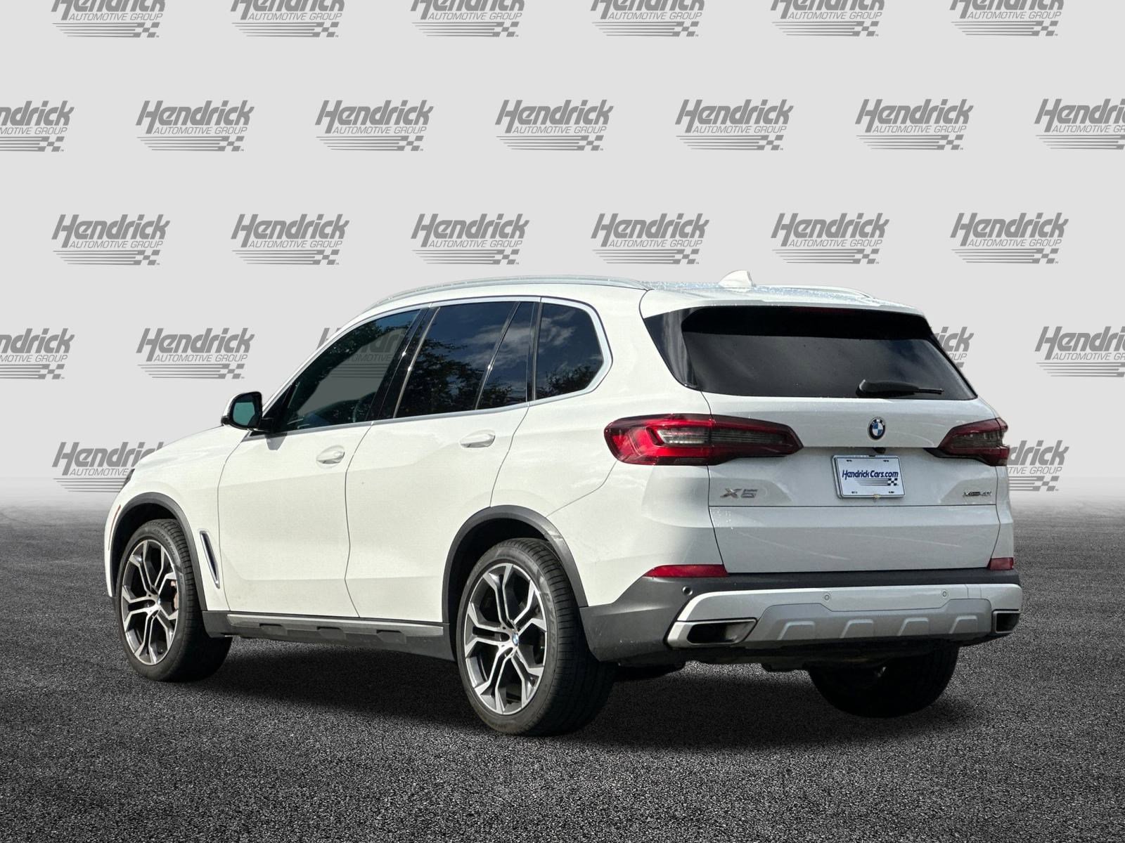 Used 2023 BMW X5 xDrive40i w/ Premium Package image 7