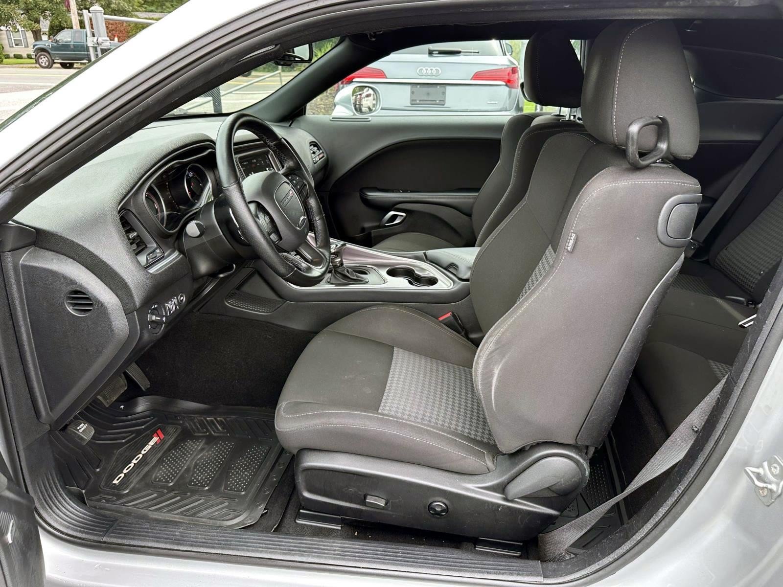 Used 2021 Dodge Challenger R/T Scat Pack RWD image 12