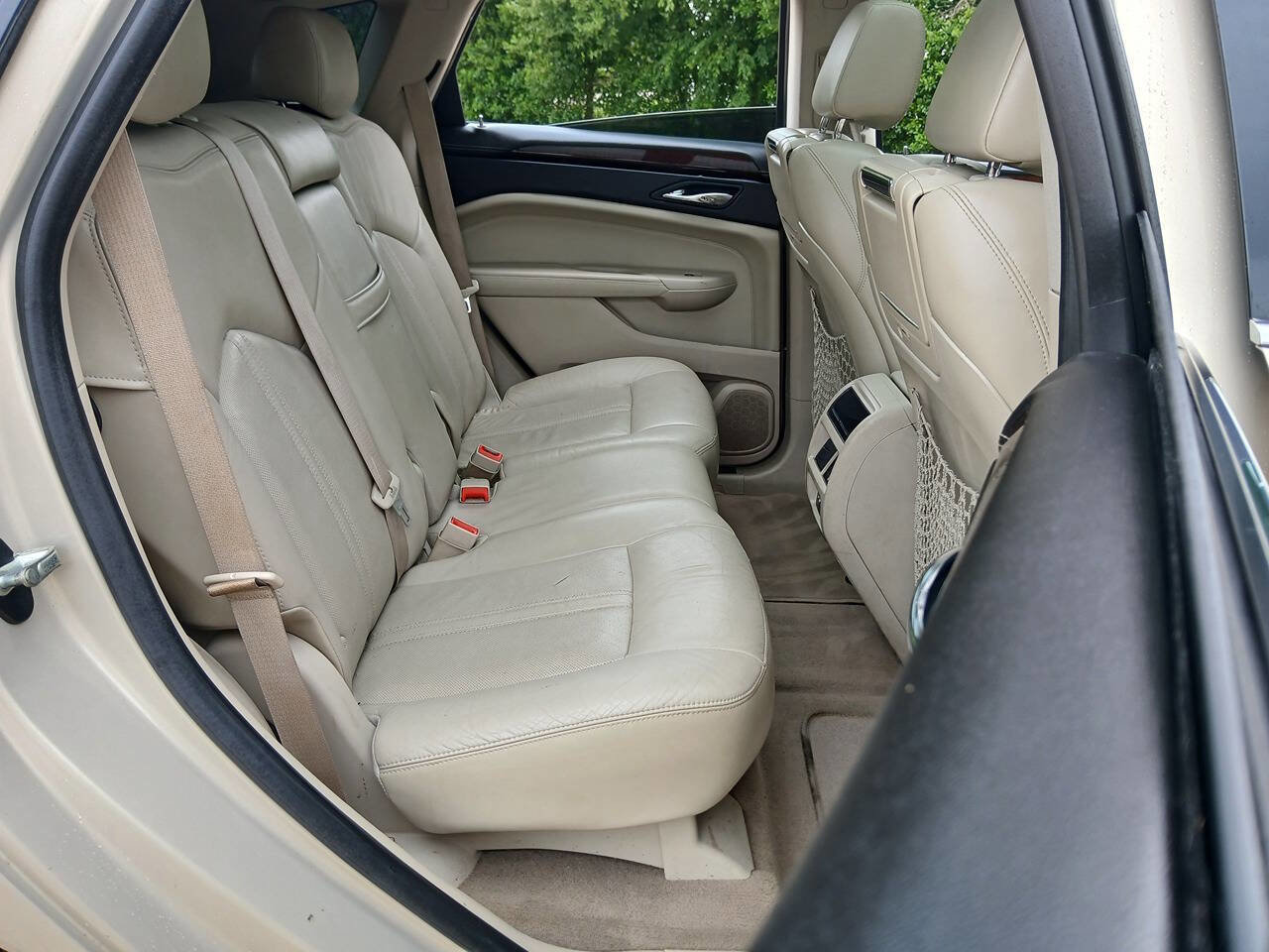 Used 2010 Cadillac SRX Luxury FWD image 10
