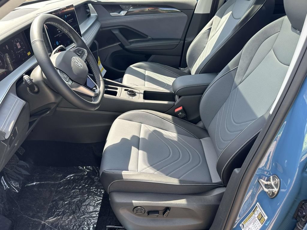 New 2026 Volkswagen Tiguan SE AWD/4WD image 13