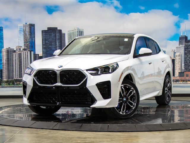 New 2027 BMW X2 xDrive28i w/ Technology Package AWD/4WD image 2
