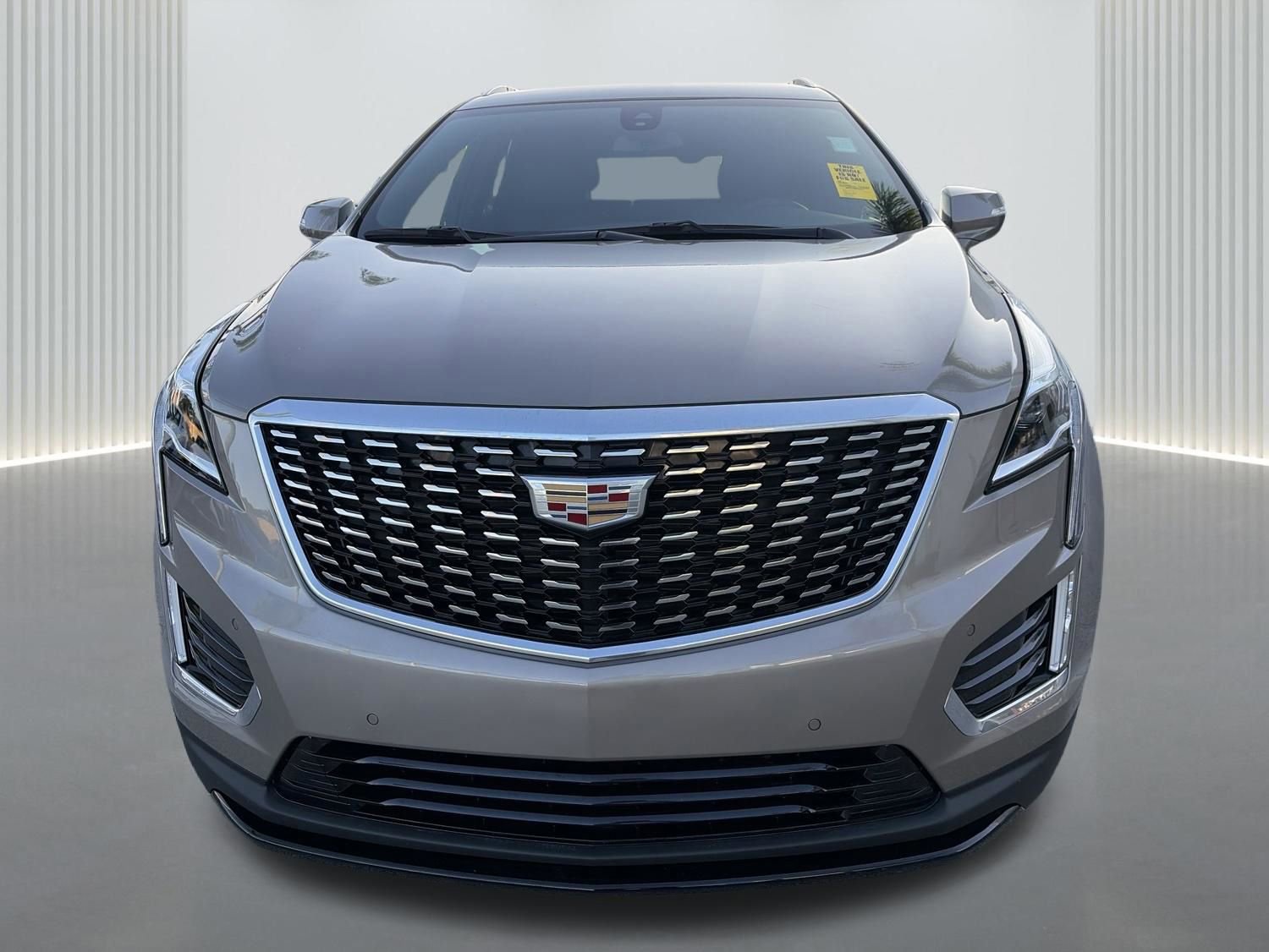 Used 2023 Cadillac XT5 Luxury FWD image 1