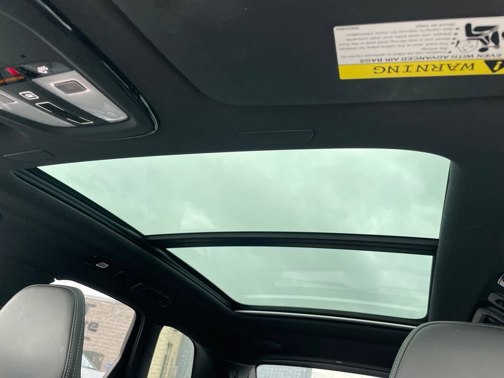 Used 2024 Volvo XC60 B5 Ultimate w/ Protection Package Premier AWD/4WD image 19
