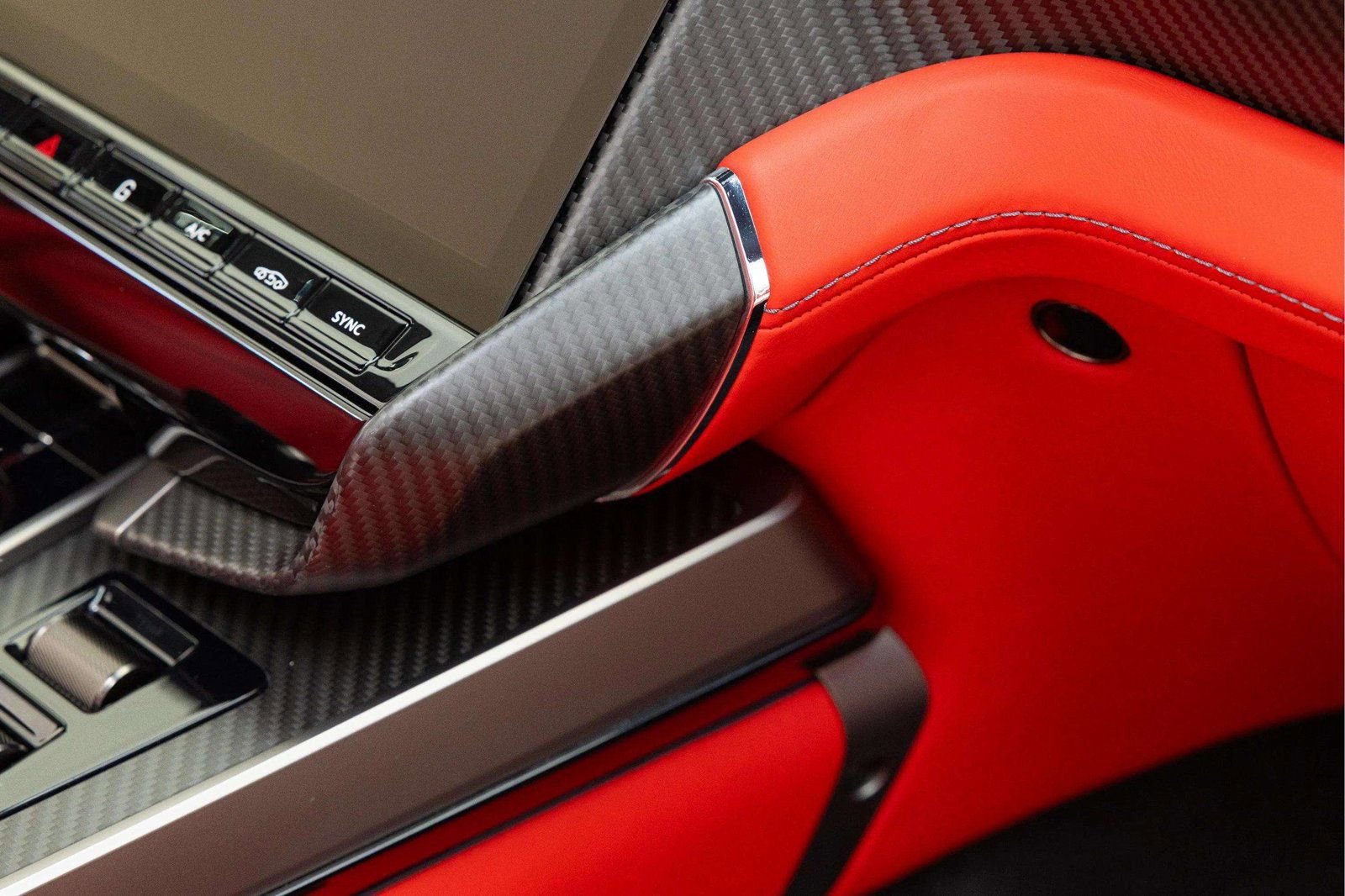 New 2026 Aston Martin Vanquish Convertible image 36