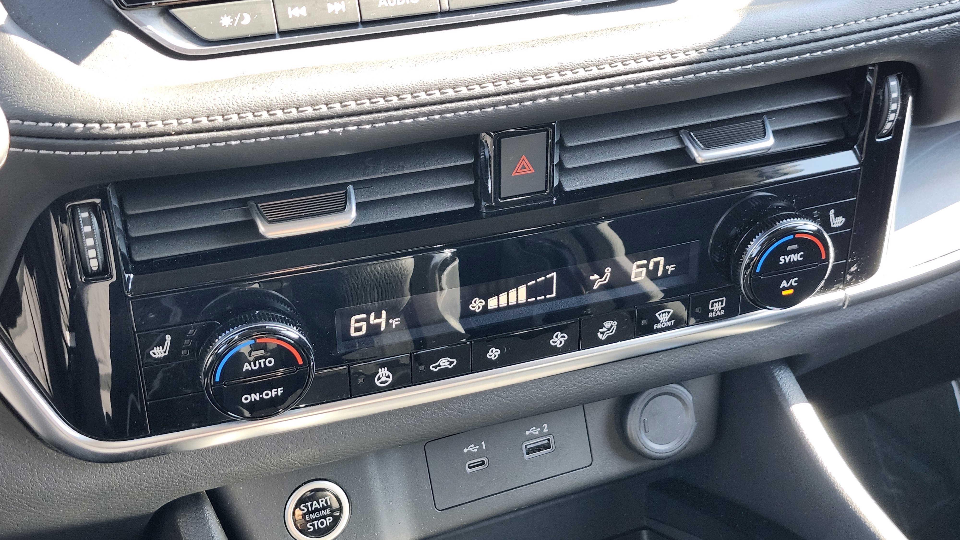 Used 2023 Nissan Rogue SV w/ SV Premium Package image 29