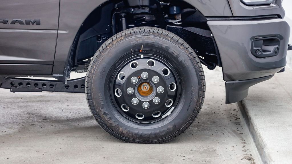 New 2024 RAM 3500 Big Horn w/ Night Edition image 11