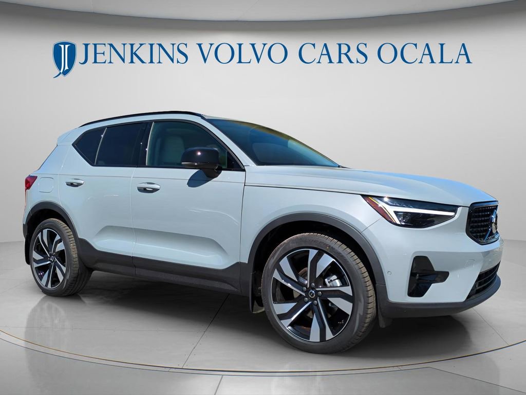 New 2026 Volvo XC40 B5 Ultra AWD/4WD video 1