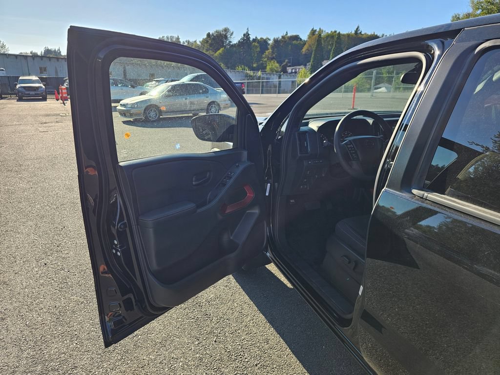 New 2026 Nissan Frontier PRO-4X w/ Tow Package AWD/4WD image 17