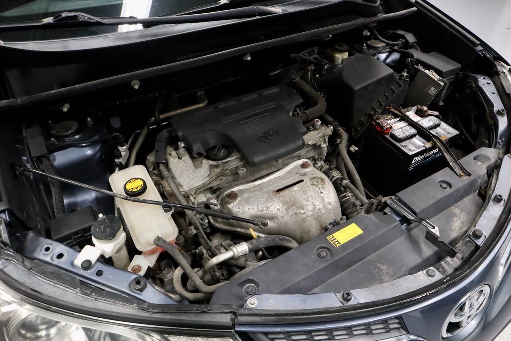 Used 2014 Toyota RAV4 Limited image 17