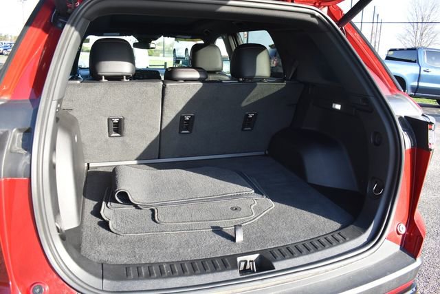 Used 2025 Chevrolet Equinox RS AWD/4WD image 18