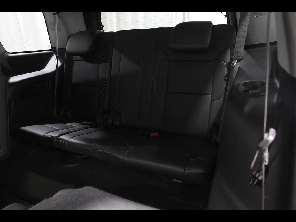 Used 2018 Chevrolet Tahoe Premier AWD/4WD image 21