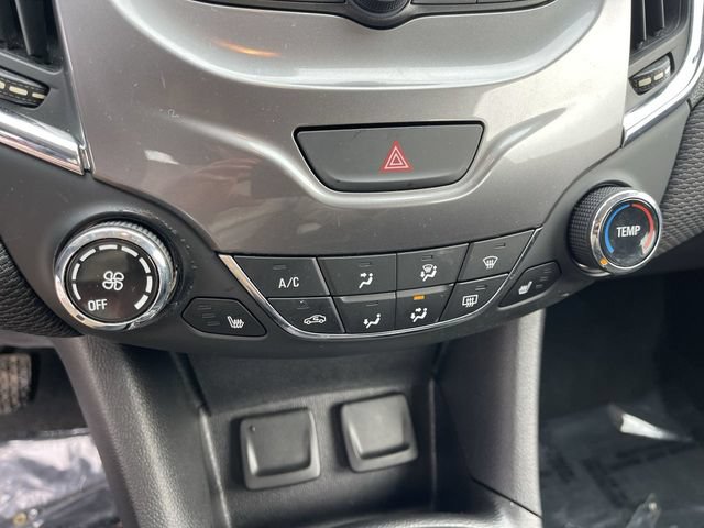 Used 2017 Chevrolet Cruze LT w/ Convenience Package FWD image 18