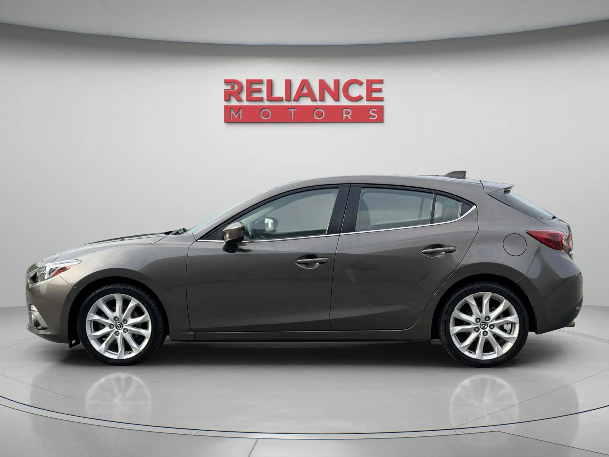 Used 2014 MAZDA MAZDA3 s Grand Touring FWD image 3