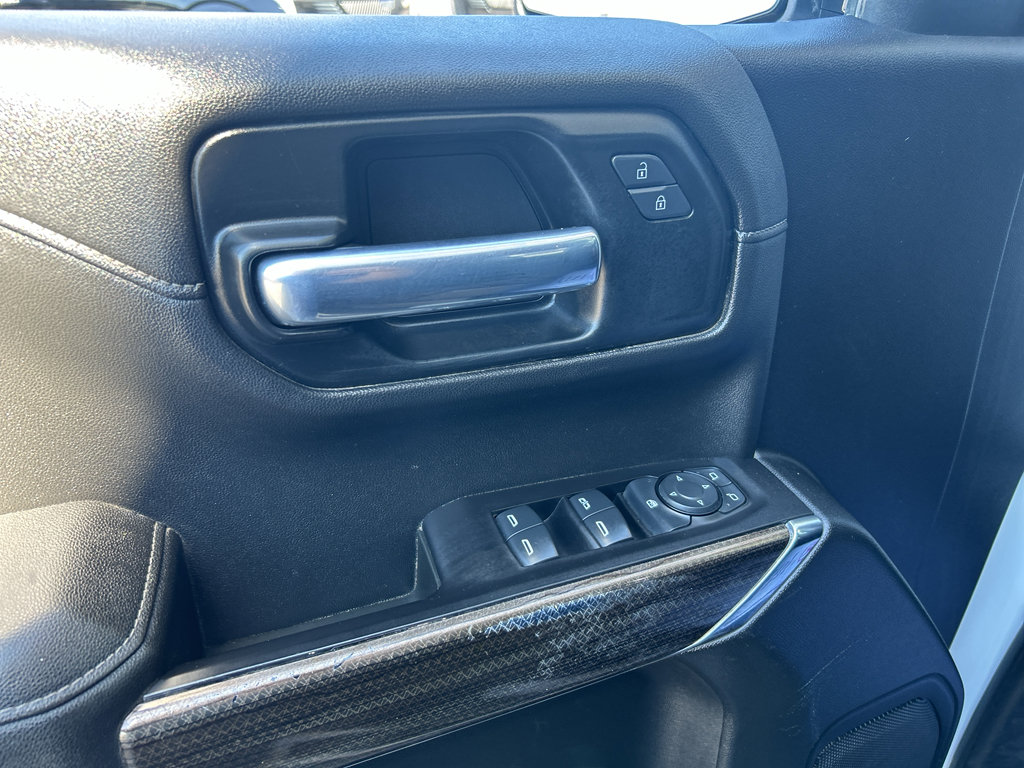 Used 2021 Chevrolet Silverado 1500 LT image 18