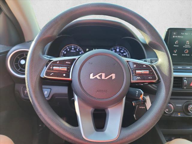 Used 2022 Kia Forte LXS FWD image 14