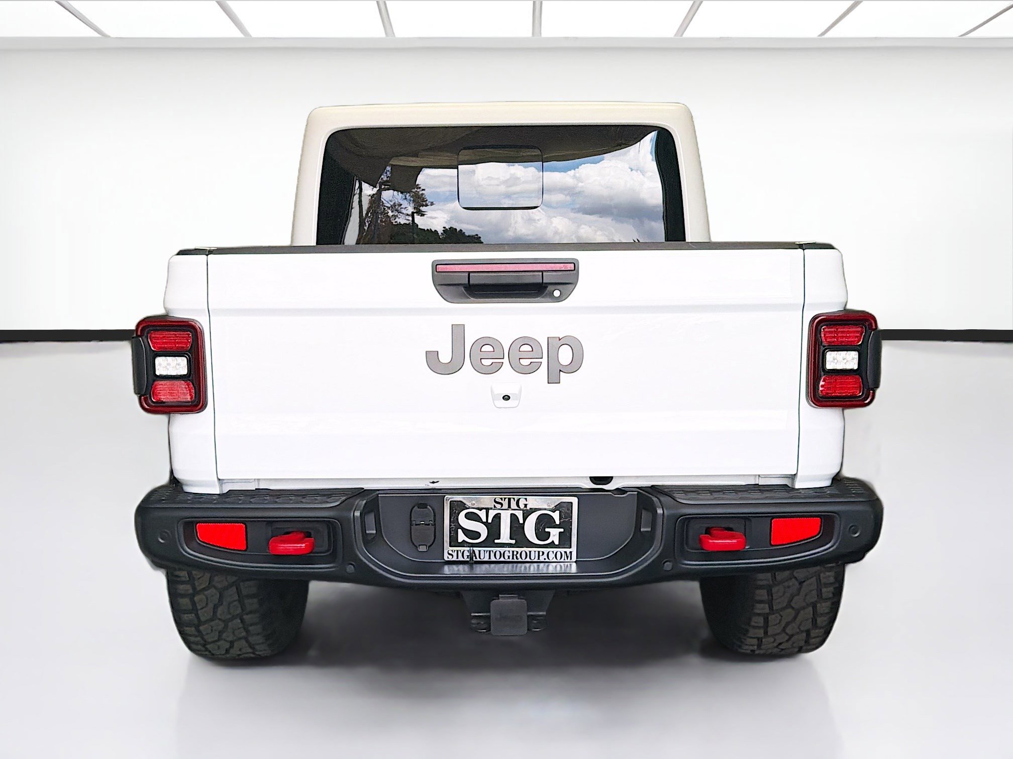 Used 2020 Jeep Gladiator Rubicon AWD/4WD image 5