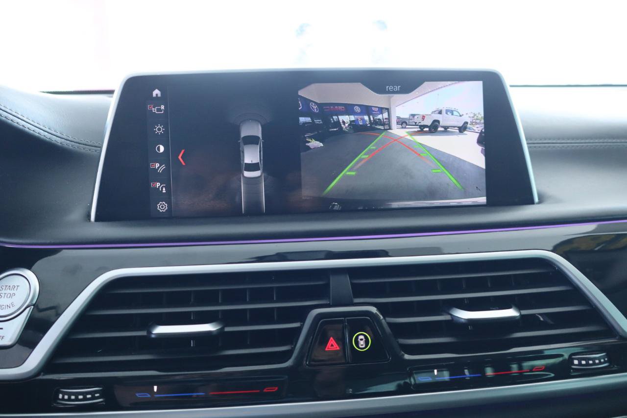 Used 2018 BMW 750i RWD image 28