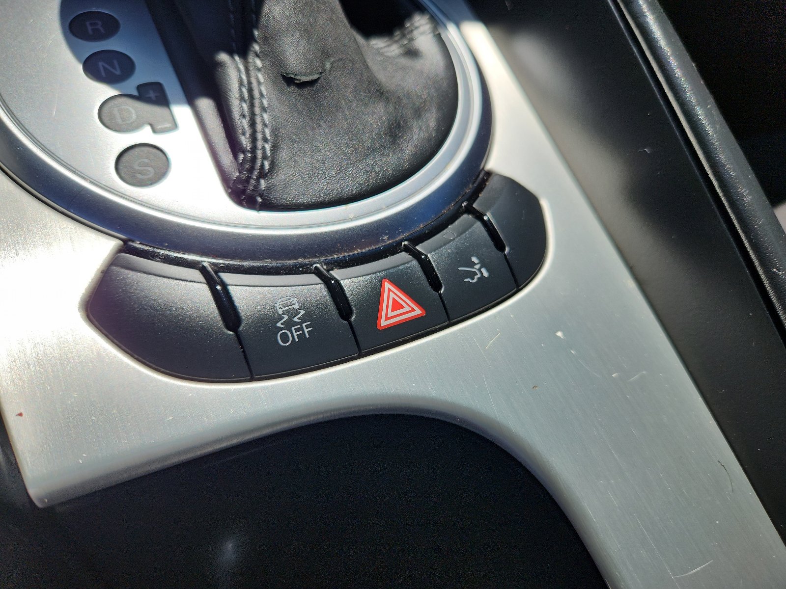 Used 2015 Audi TT 2.0T w/ S Line Plus Carbon Package image 19