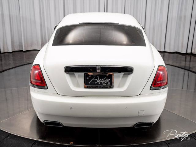 Used 2016 Rolls-Royce Wraith RWD image 15