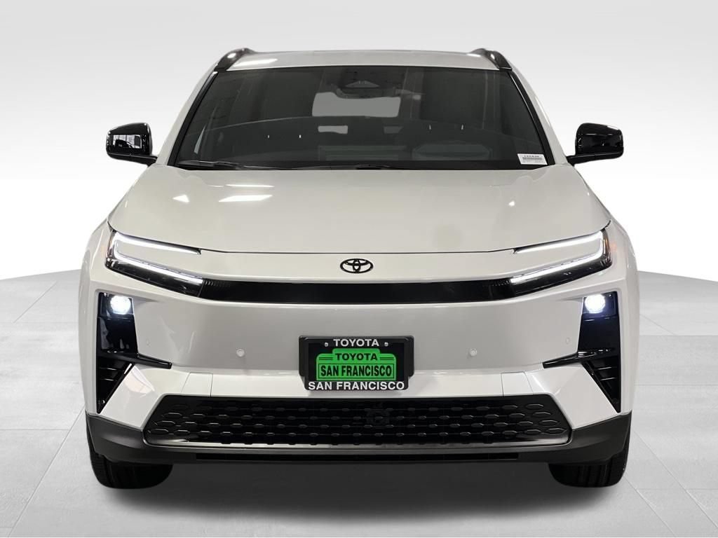 New 2026 Toyota C-HR AWD/4WD image 5