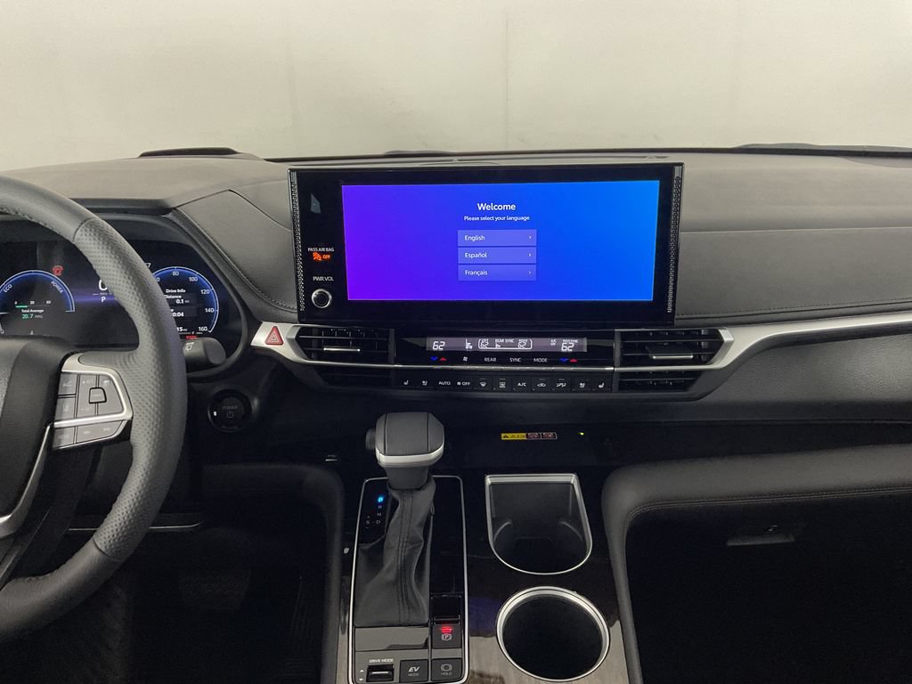 New 2026 Toyota Sienna Platinum AWD/4WD image 15